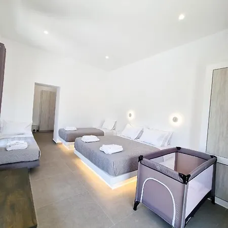 Seaera Luxury Villa *