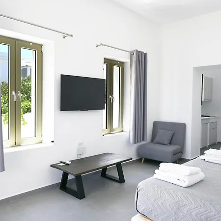 Seaera Luxury Villa *